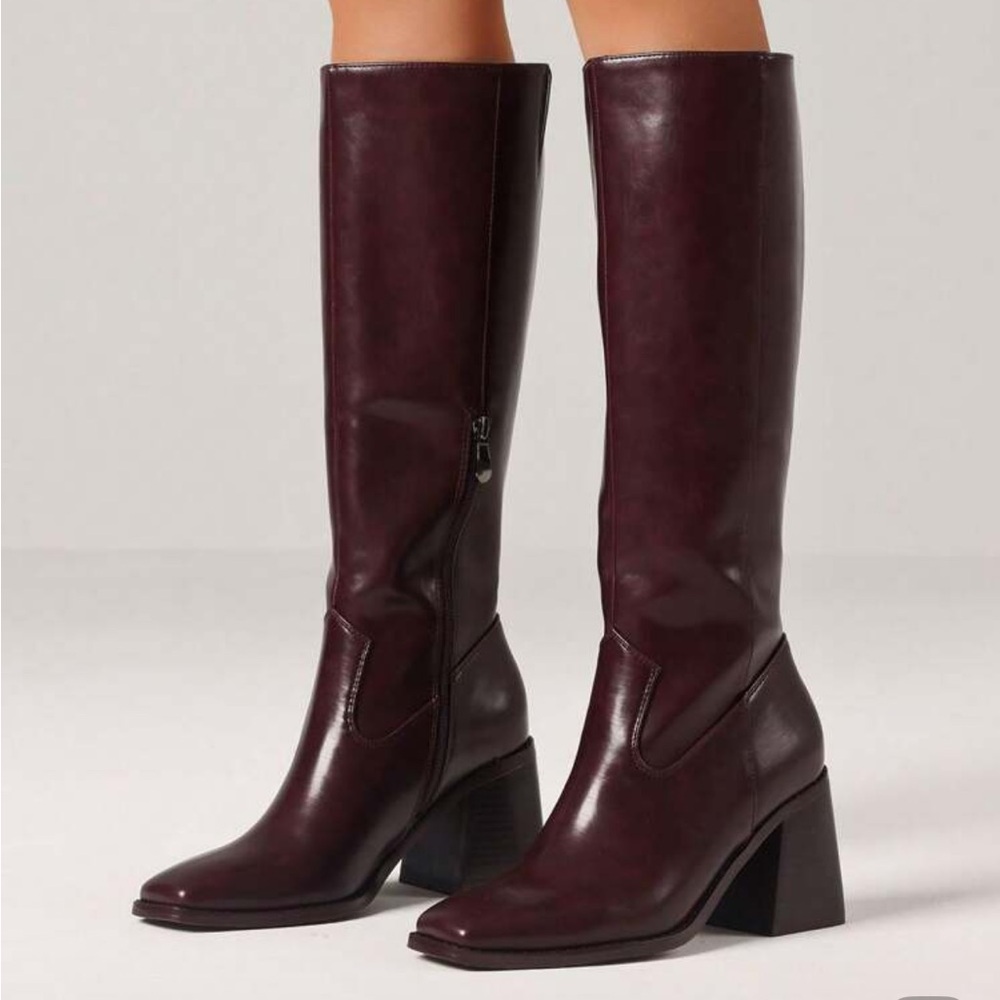 Women's Burgundy Leather Boots
